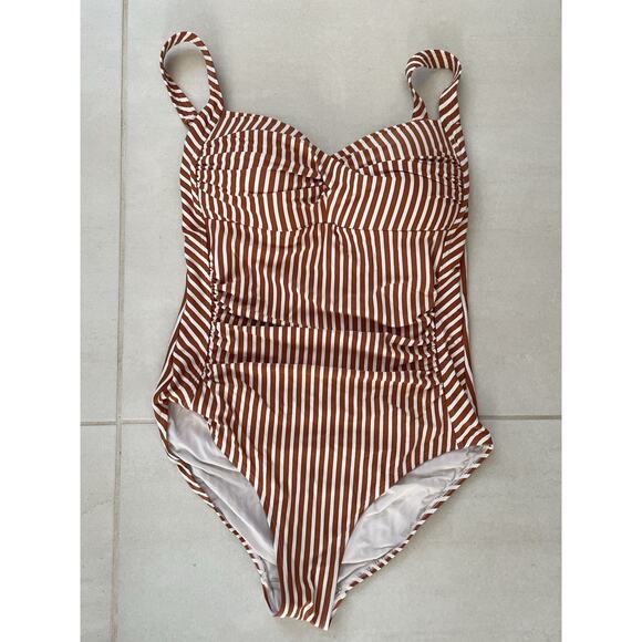 Nip Tuck Swim One Piece Swimsuit Multicolor Striped Swimwear - Picture 1 of 11